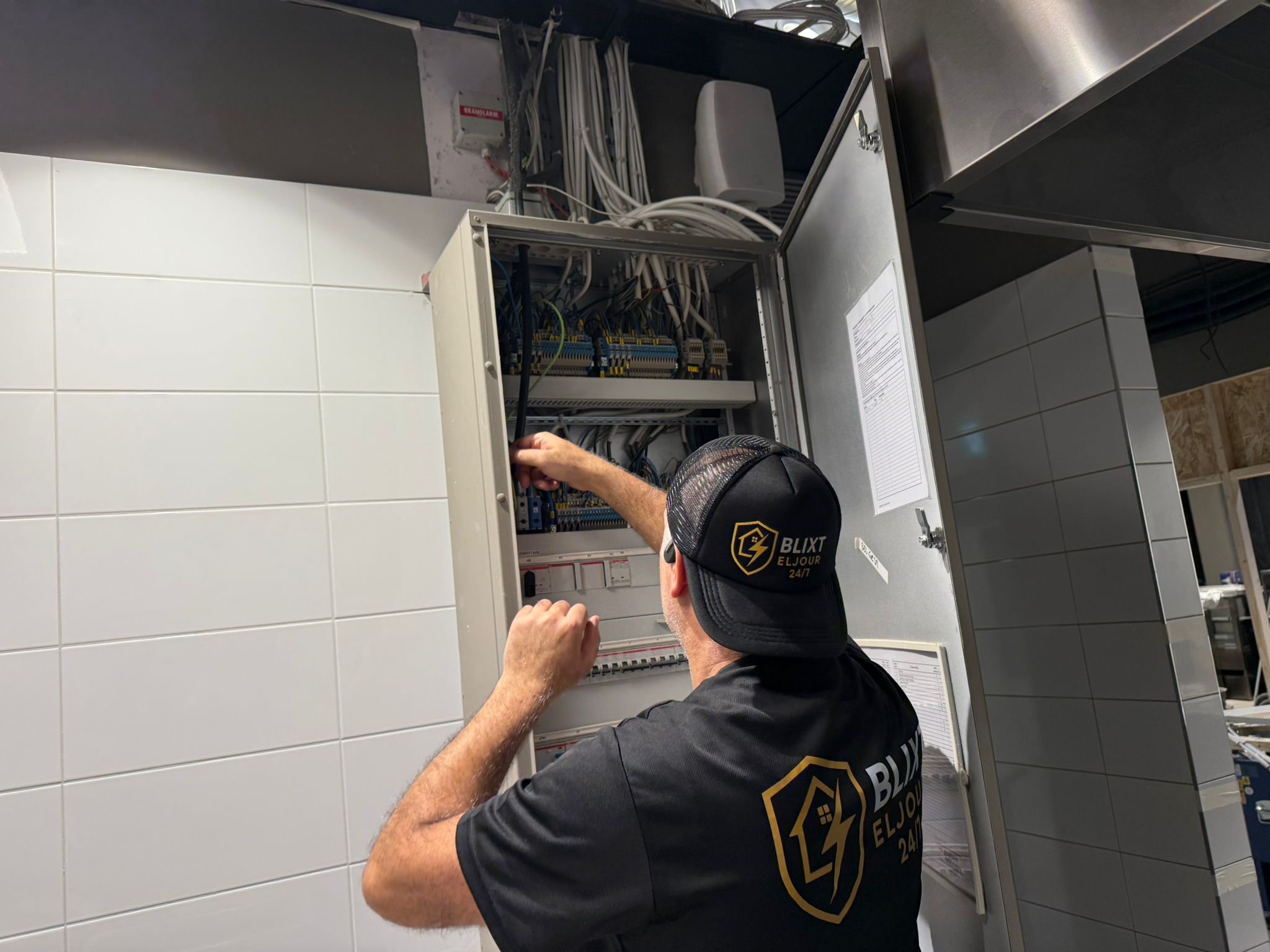 Elektrisk felsökning - Blixt Eljour 247, Blixteljour247, Blixteljour, Blixt eljour, elektriker Stockholm